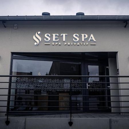 Set Spa ムスクロン エクステリア 写真